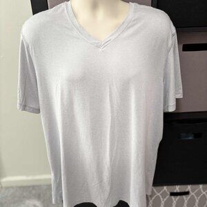 Men's Like New Light Gray Short-Sleeve T-Shirt